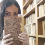 iSole aMare: Emma Fenu intervista Alessandra Derriu tra stregoneria ed archivistica