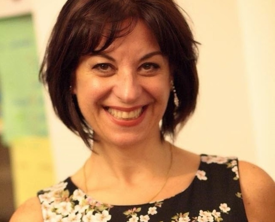 Intervista di Irene Gianeselli alla scrittrice Loredana Limone: il Borgo che non c’è